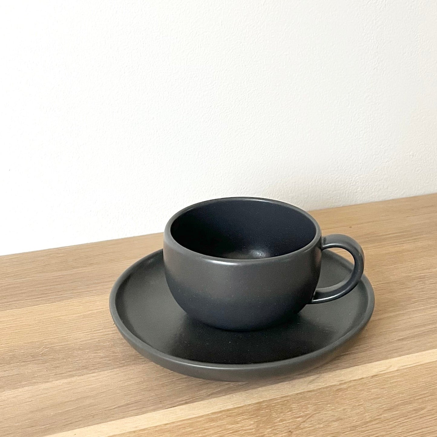 Tasse avec soucoupe "Omi" Écru - Grès fin