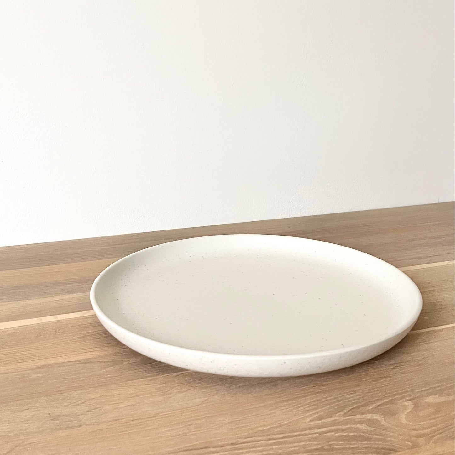 Assiette plate 28cm "Omi" Écru - Grès fin