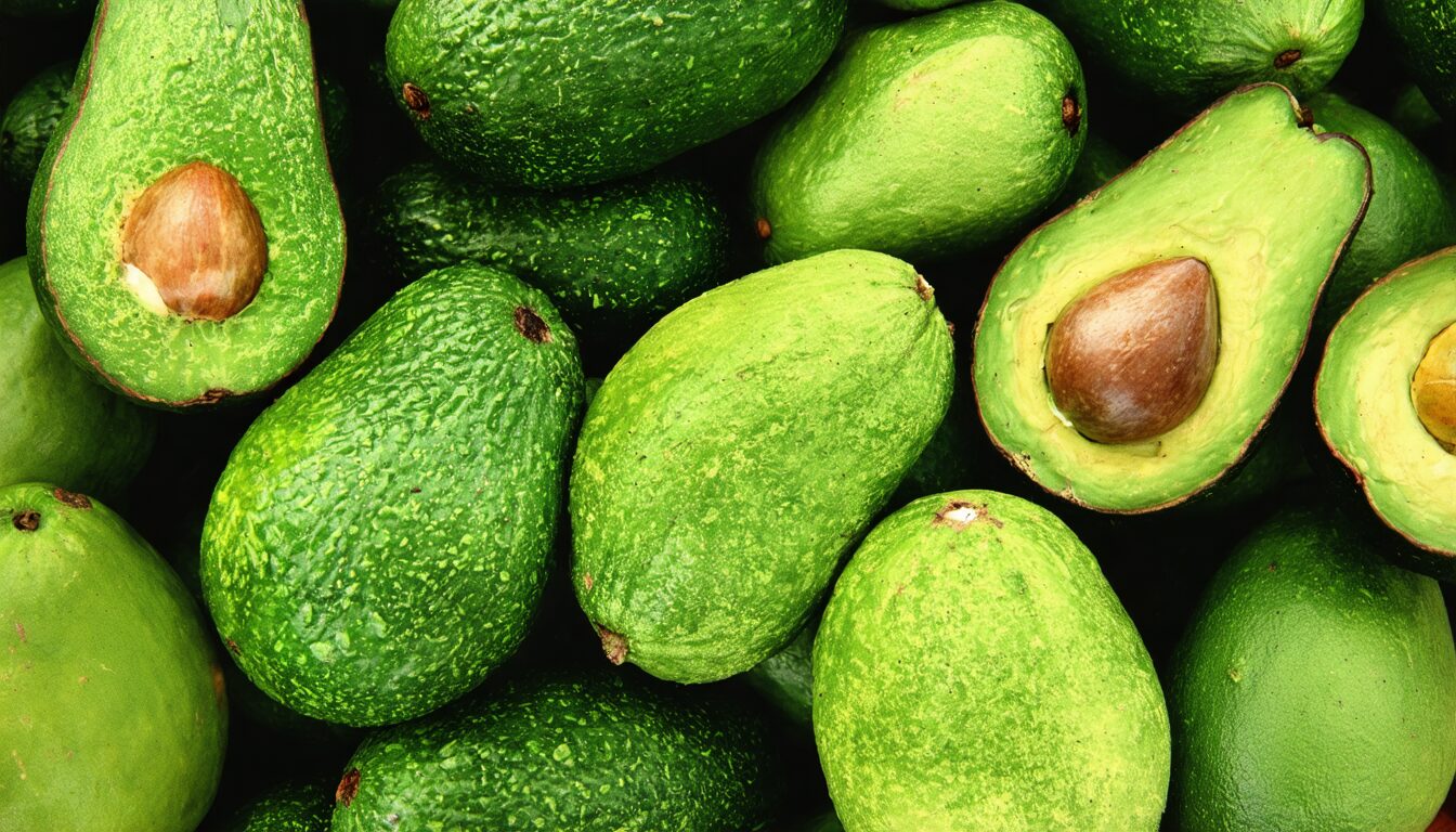 découvrez des astuces rapides et simples pour faire mûrir vos avocats en un rien de temps, afin de profiter pleinement de leur saveur et texture parfaite.