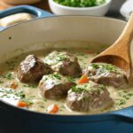 Secrets et saveurs : la recette authentique de la blanquette de veau à l’ancienne